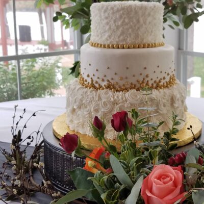 Crumbstastic Cakery - Wedding Cake - Wedding World
