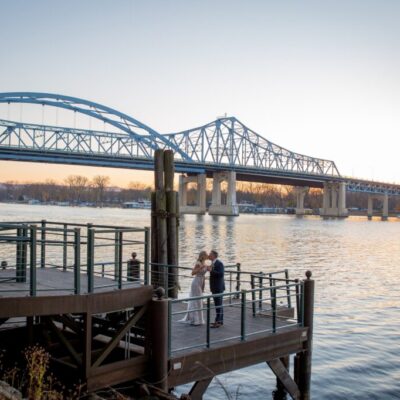 Jordana Snyder Photography - Photographer - Wedding World